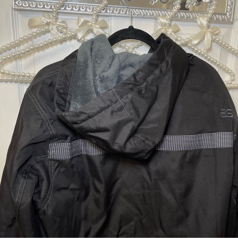 ARCTIX Black Jacket - Picture 9 of 10